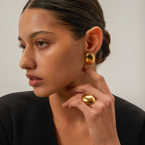 Oval Stud Earrings